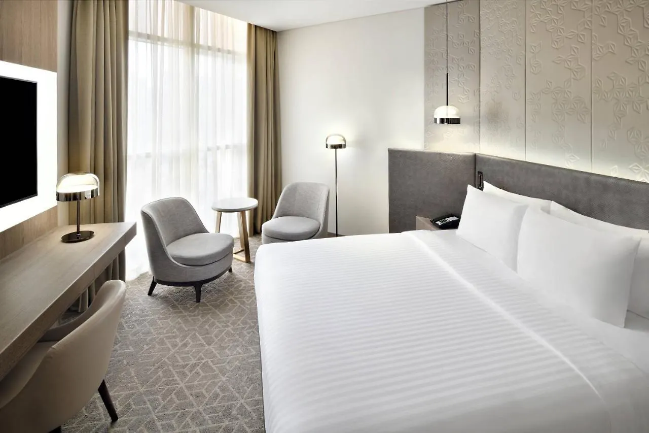 מלון Courtyard By Marriott Dubai, Al Barsha 4*, דובאי איחוד האמירויות הערביות